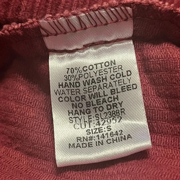 She + Sky Maroon/Burgandy Corduroy Mini Skirt - Picture 10 of 10